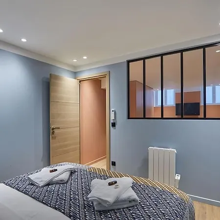 Center Of Bastille By Prestige Parigi