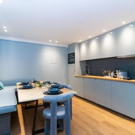 Center Of Bastille By Prestige Parigi